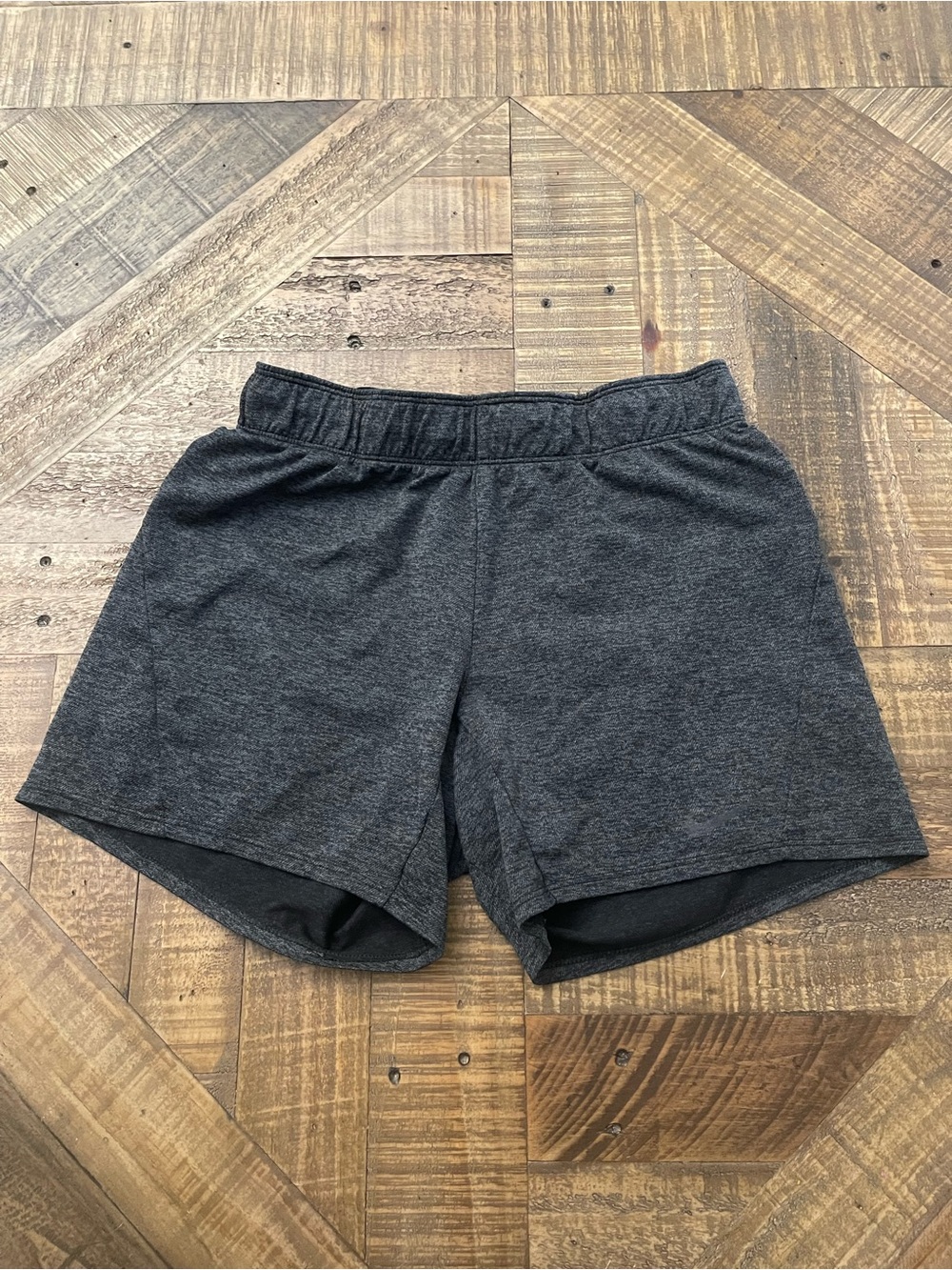 Nike Women's Dri-FIT Attack Training Shorts - Heather Charcoal Grey - Size XS